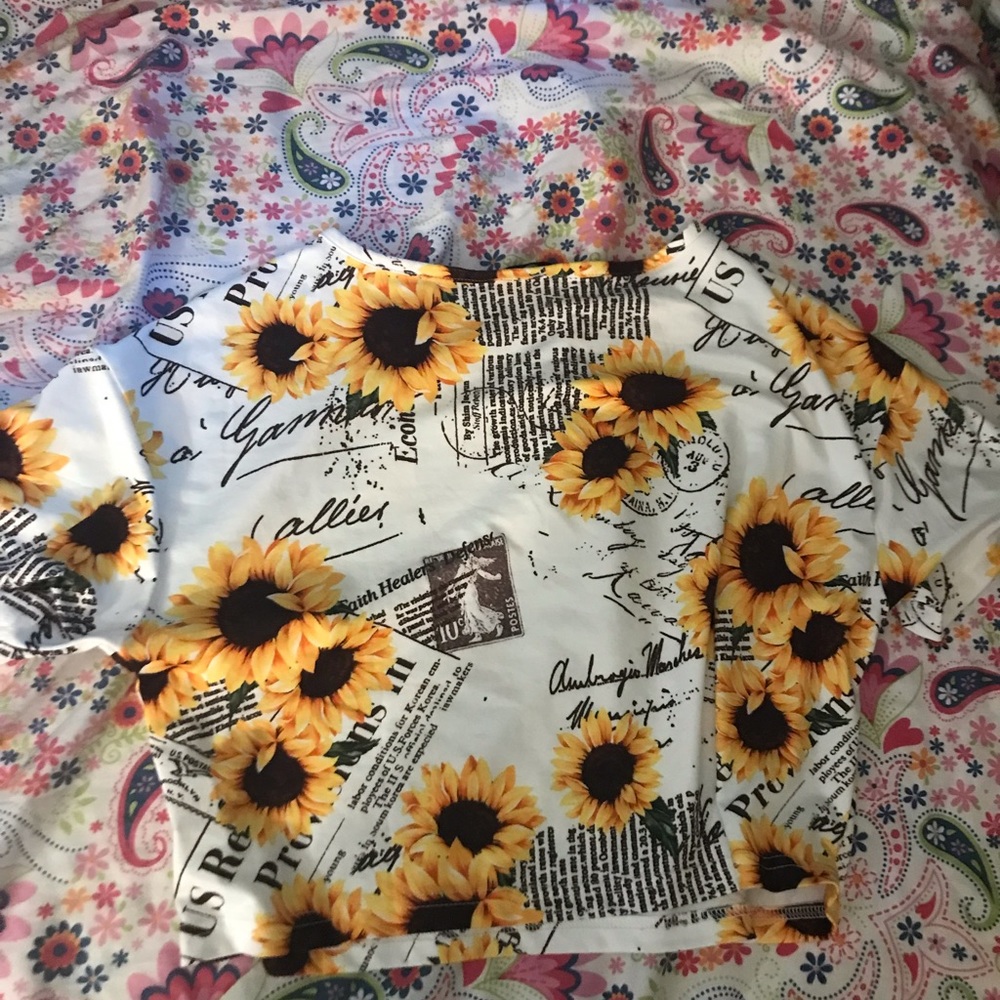 Shein blouse crop top with yellow flowers